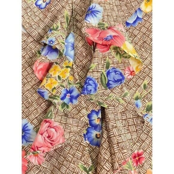 Vintage Diane Von Furstenberg Silk Blouse Basketweave floral Ruffle Medium - Picture 4 of 5